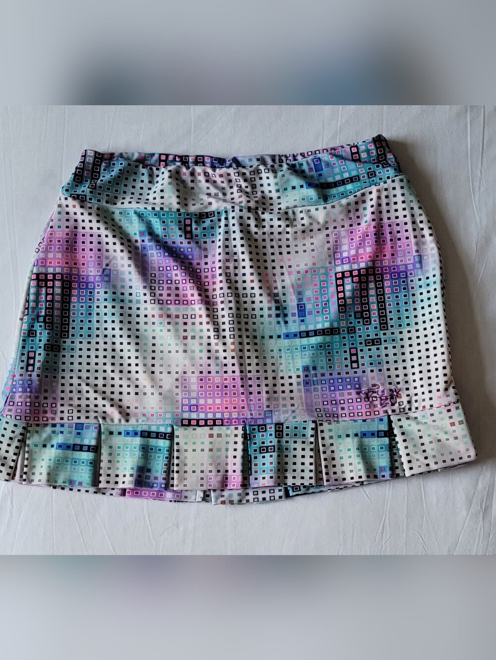 Tzu Tzu Pastel Multi-Color Pleated Mini Skort. Sz. M.